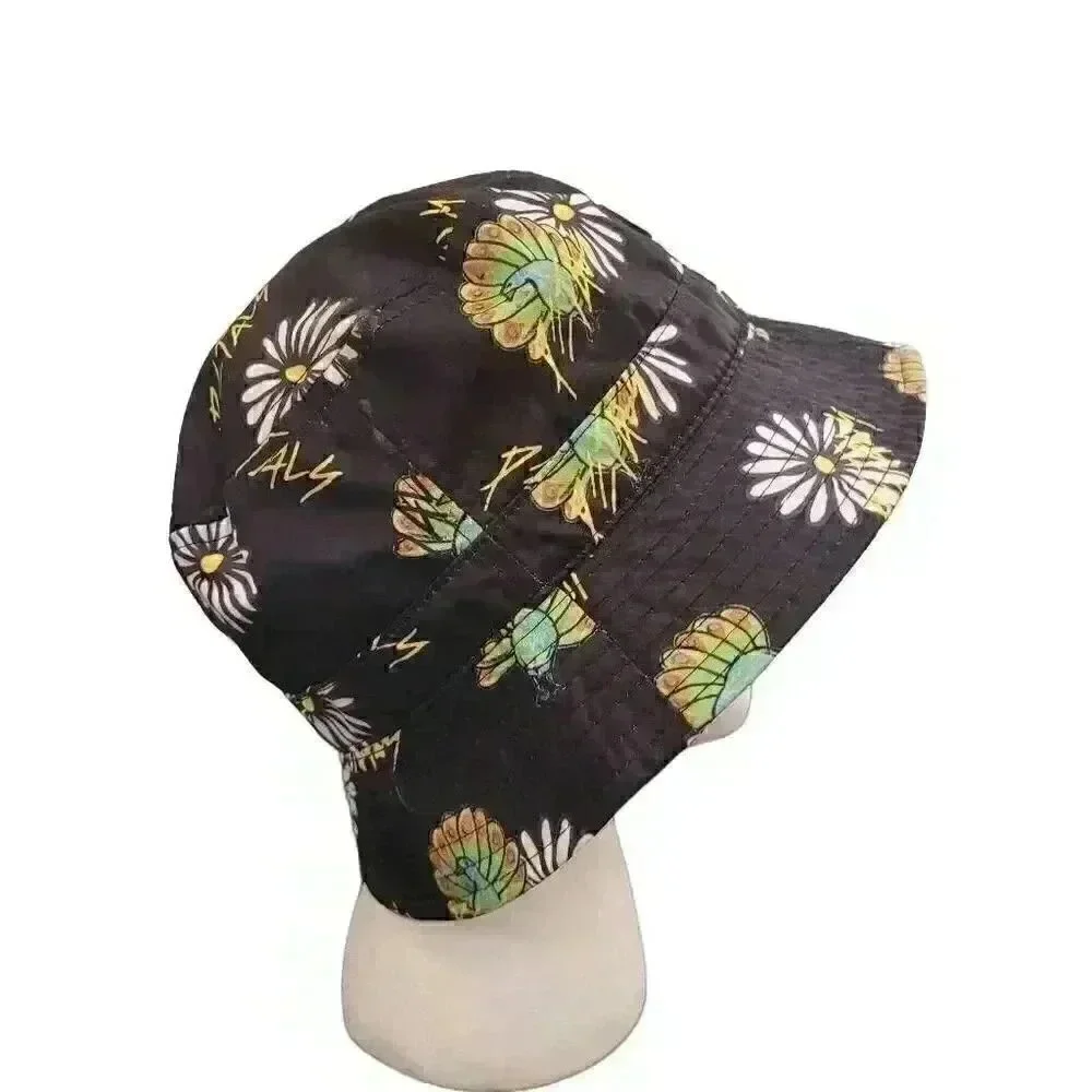 Petals & Peacocks Women's Black w Daisies & Peacocks Print Poly Bucket Hat